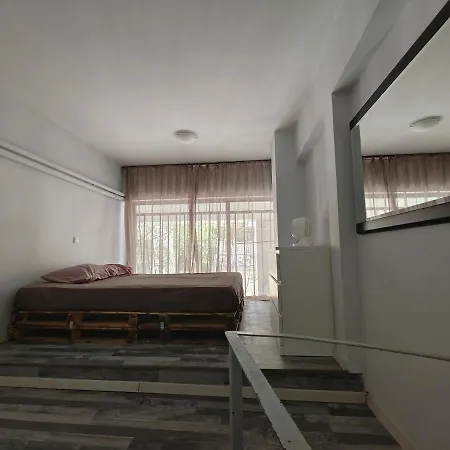 Daire Exarchia Twin Maisonettes