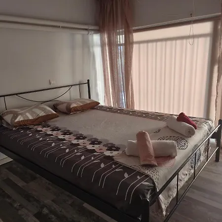 Daire Exarchia Twin Maisonettes *